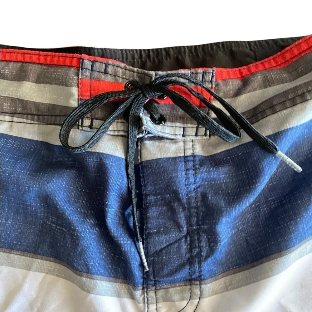 O'Neill Men's Blue Red Striped Swim trunks Shorts Beach Surf Vacation done